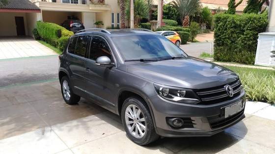 VOLKSWAGEN TIGUAN 2.0 TSI 16V TURBO GASOLINA 4P TIPTRONIC VOLKSWAGEN TIGUAN 2.0 TSI 16V TURBO GASOLINA 4P TIPTRONIC